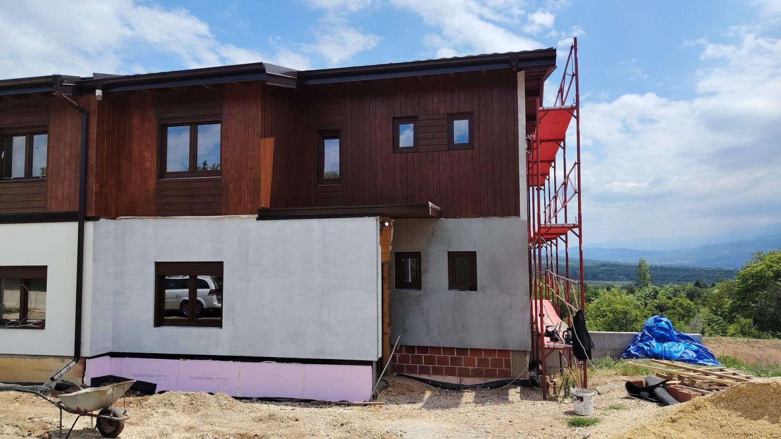 Ulična fasada - fotografija sa gradilišta